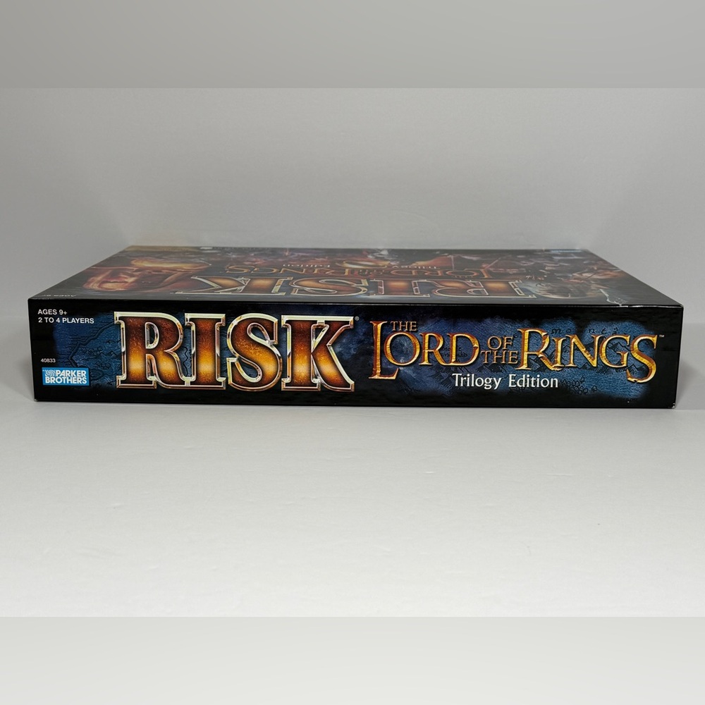 RISK The Lord Of The Rings Trilogy Edition LIKE NEW Complete with Ring CIB - Picture 8 of 15